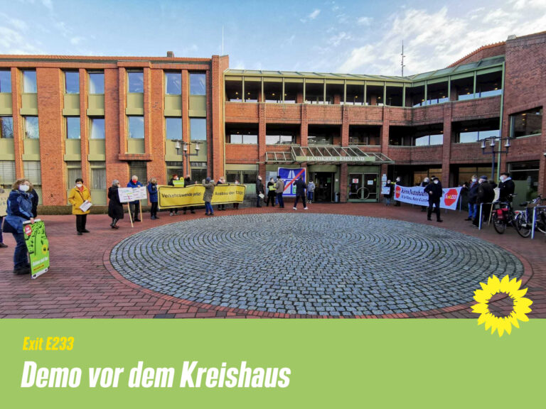 Demo gegen den Ausbau der E233